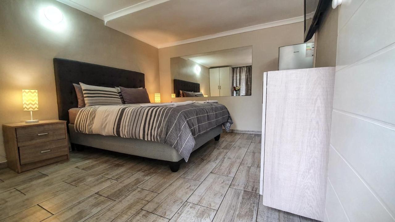 Home Away From Home Pinetown Eksteriør billede