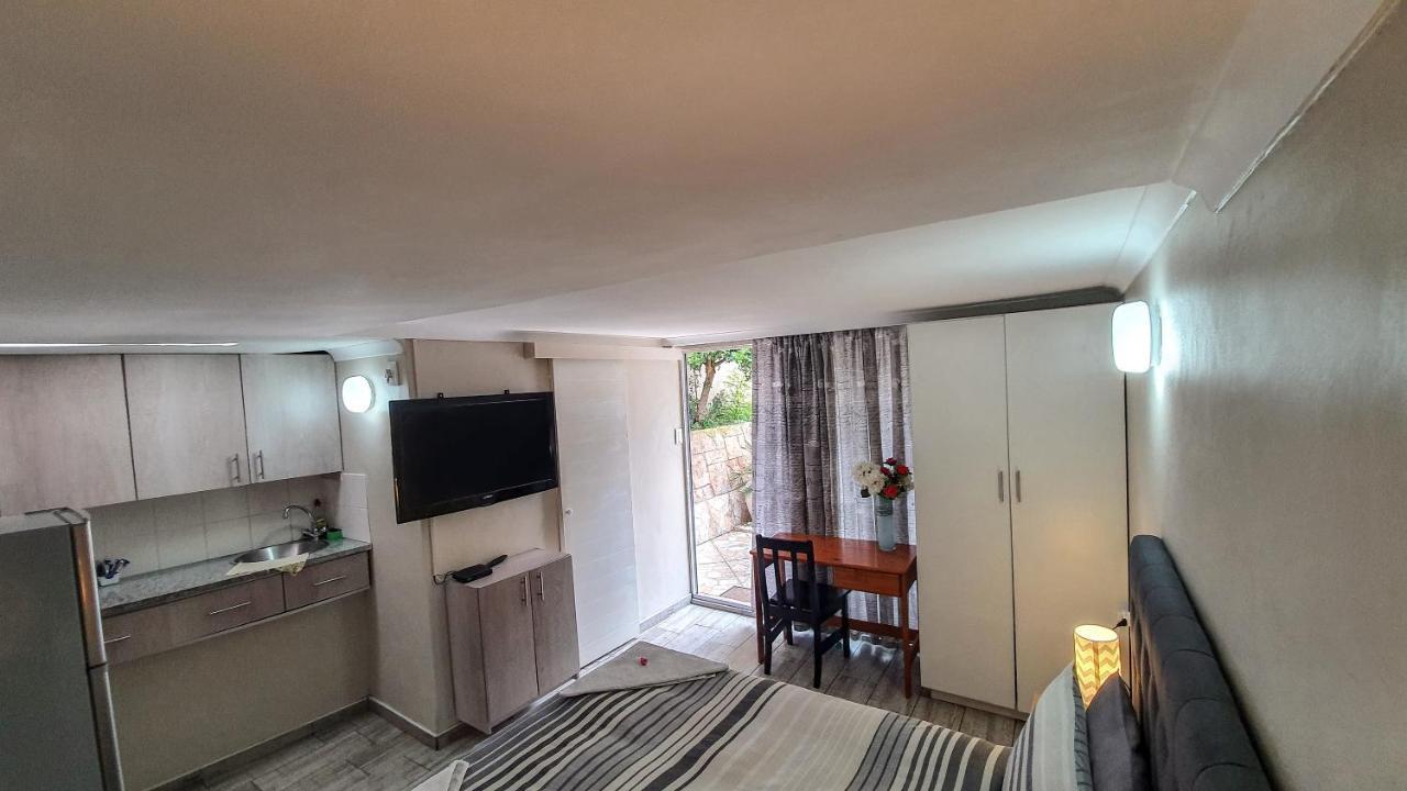 Home Away From Home Pinetown Eksteriør billede