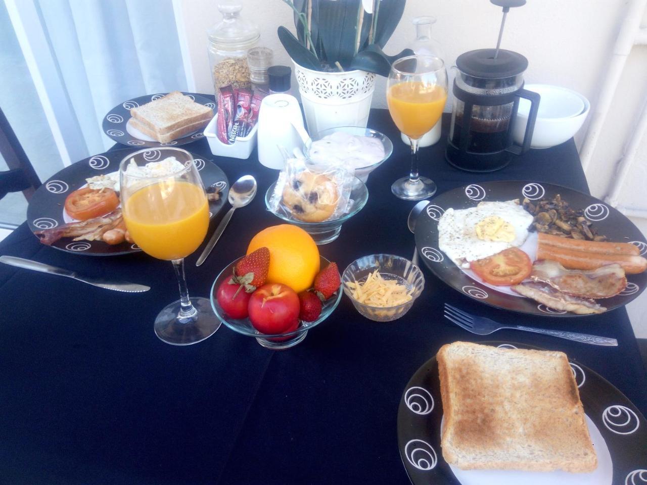 Home Away From Home Pinetown Eksteriør billede